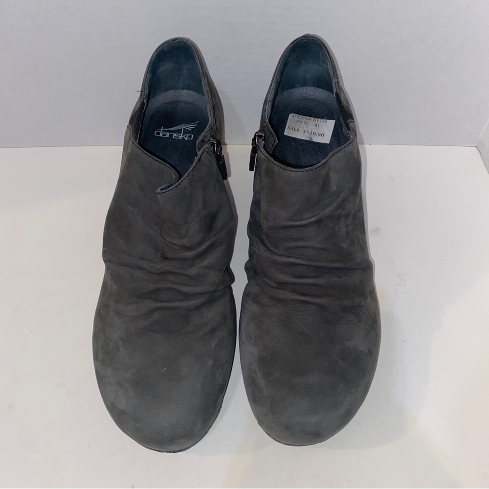 Dansko sheena ston wedge, suede shoe